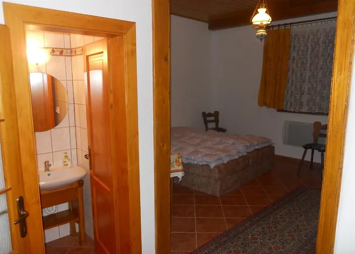 Landhuis Jonasuv Mlyn *